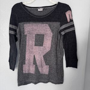 Rebel Yell Women's 3/4 sleeve t-shirt Pink Gray Size Small